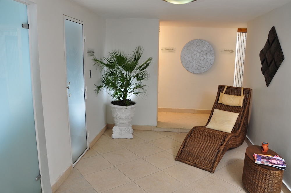 Hotel Faranda Express Puerta Del Sol Barranquilla, A Member of Radisson Individuals 21/50