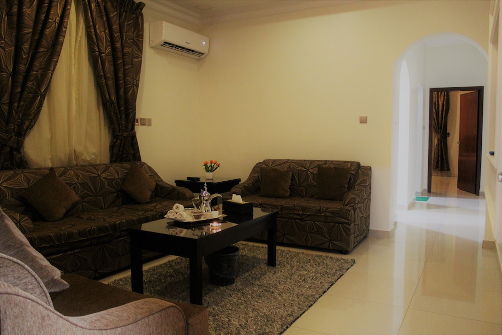 عروس الفيصلية للوحدات السكنية المفروشة(Aros Alfaisaliah Furnished Units) 47/73