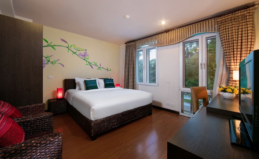 Anise Hotel 27/70