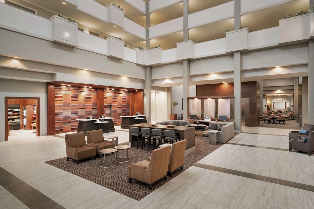 Embassy Suites Brunswick 38/55