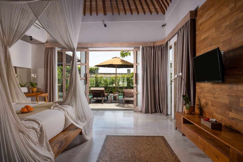 Villa Kayu Lama 8/50