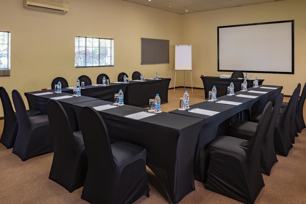 Shumba Valley Lodge 39/50