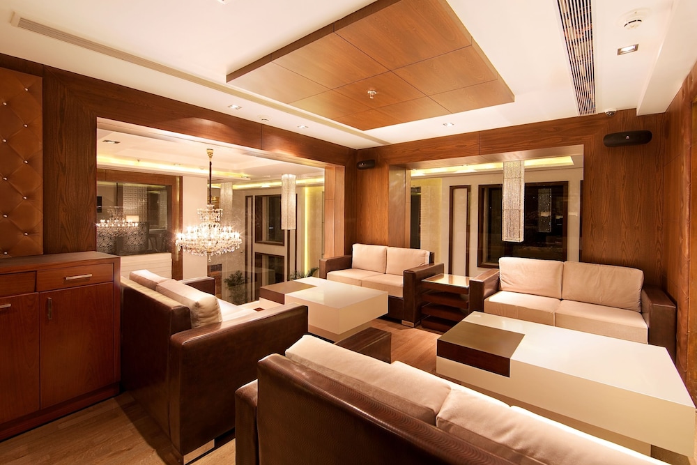The Place Gurugram, a member of Radisson Individuals 16/26