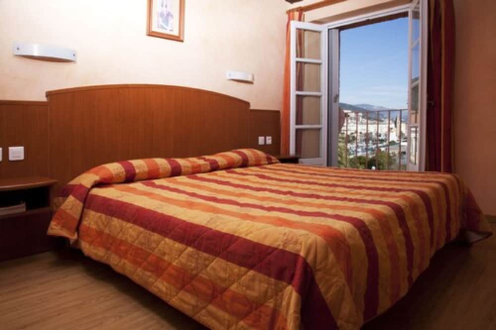 Hotel Posta Vecchia 36/84
