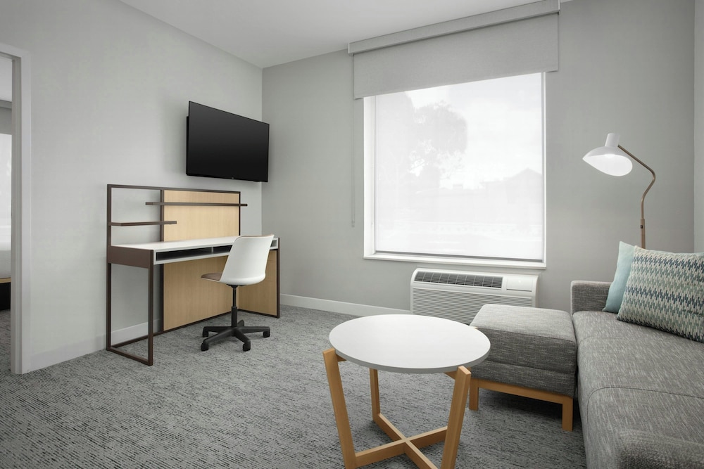 TownePlace Suites by Marriott Jacksonville Mayport 38/50