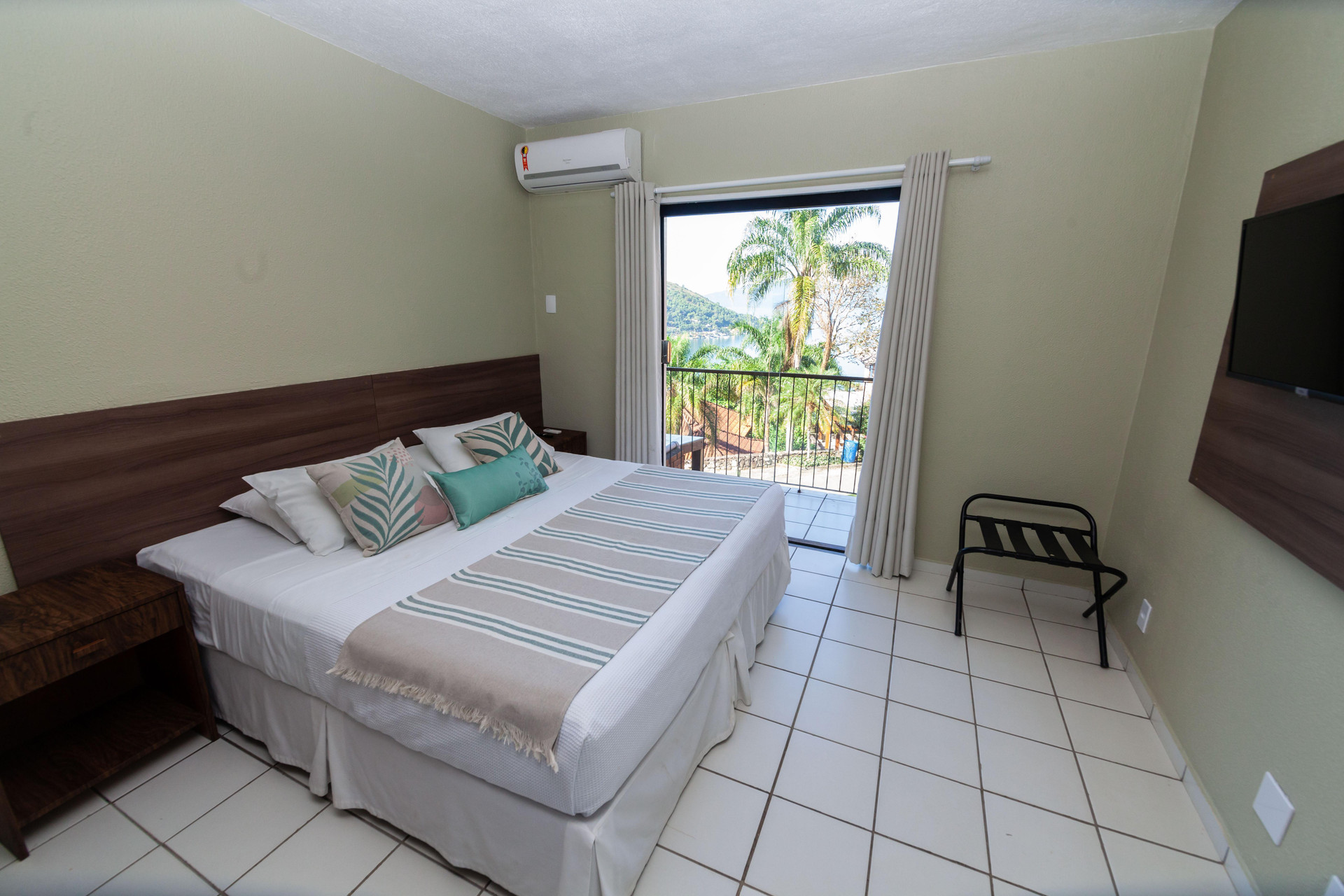 Master, Suite, Sea View