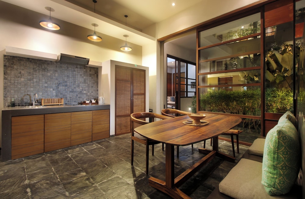 Tegal Sari Accommodation 31/50