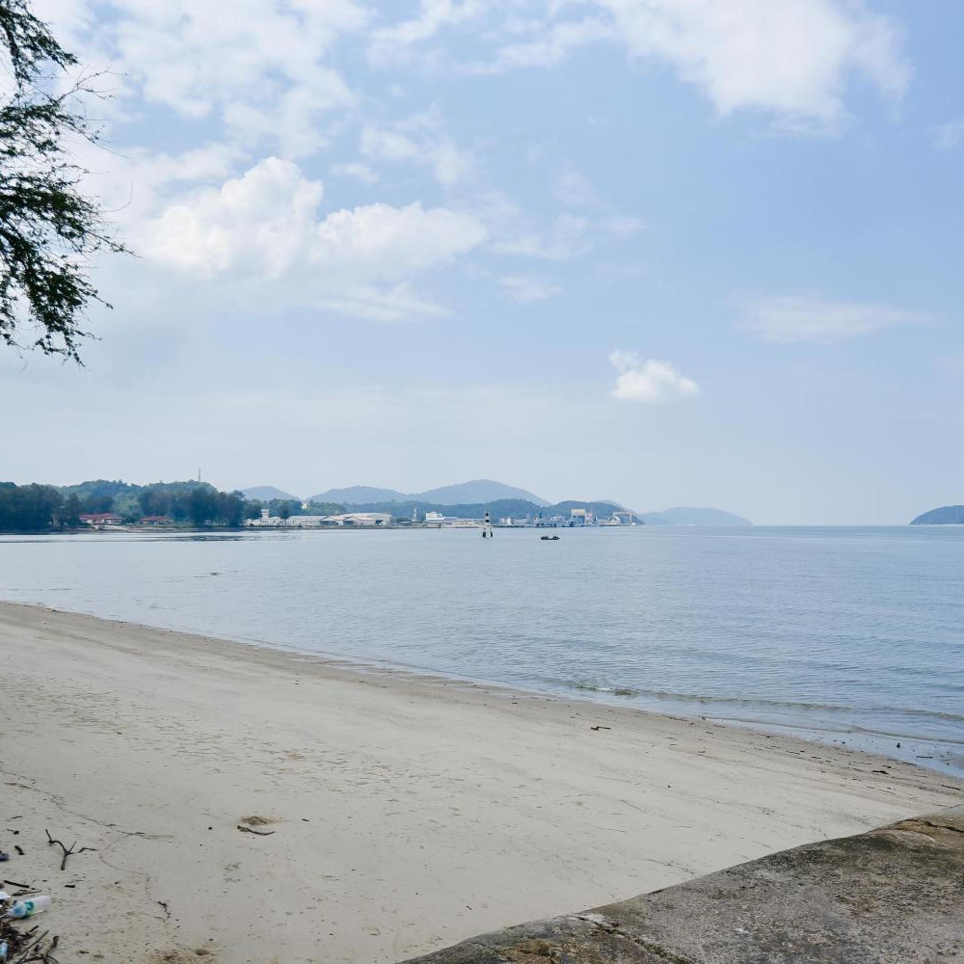 Lumut Suites 46/50