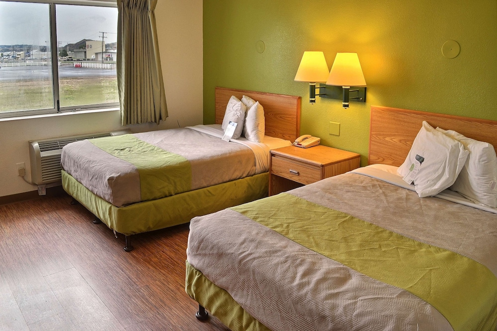 Motel6 Billings, MT - North 20/50
