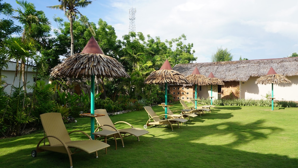 Marcosas Cottages Resort 51/68