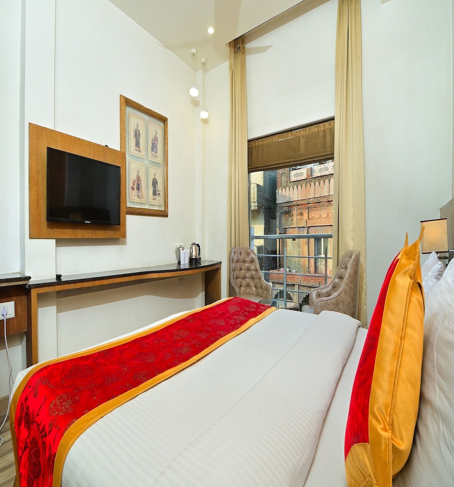 Premium, King Bed
