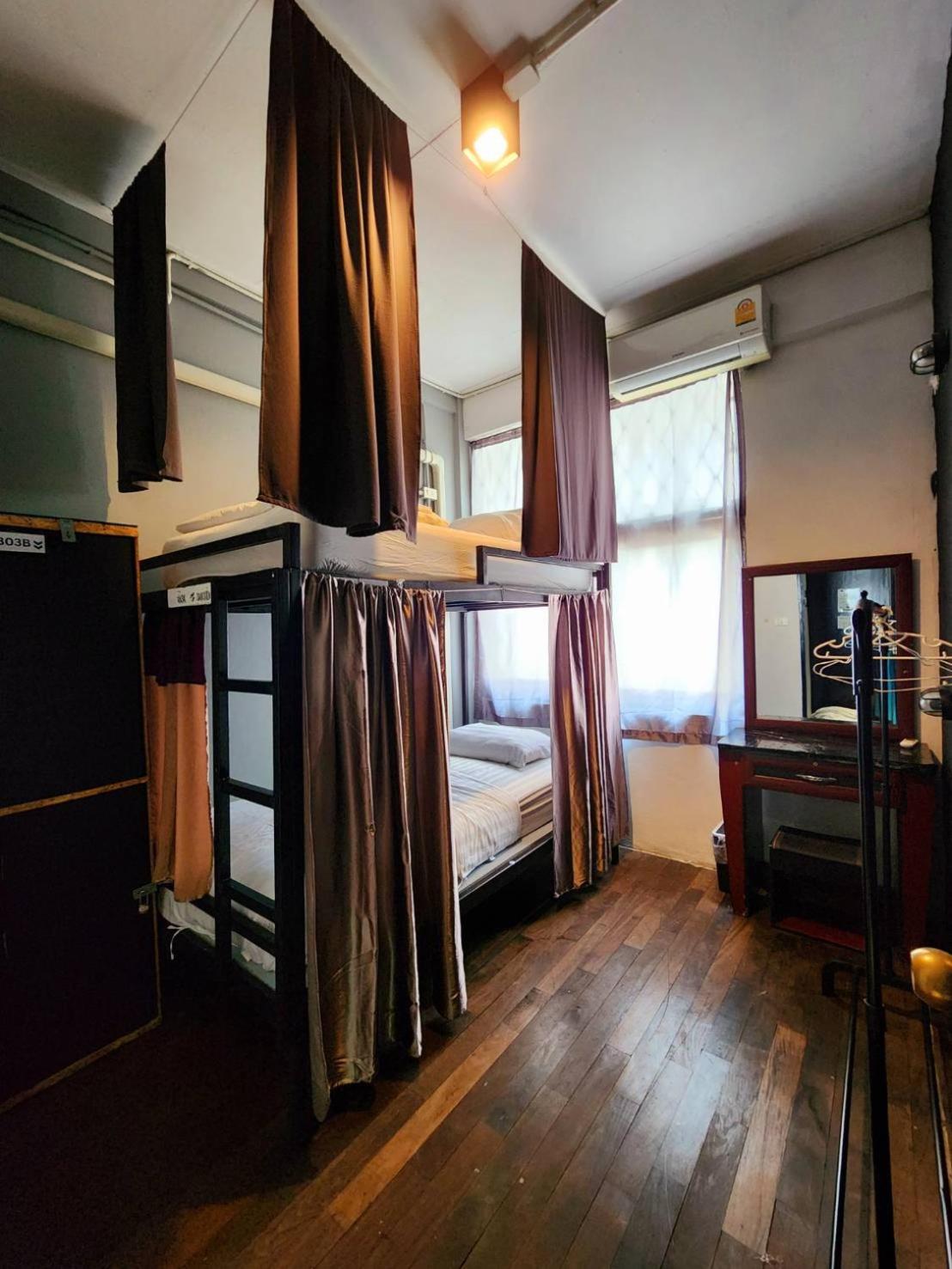 The Bloom Hostel 9/36