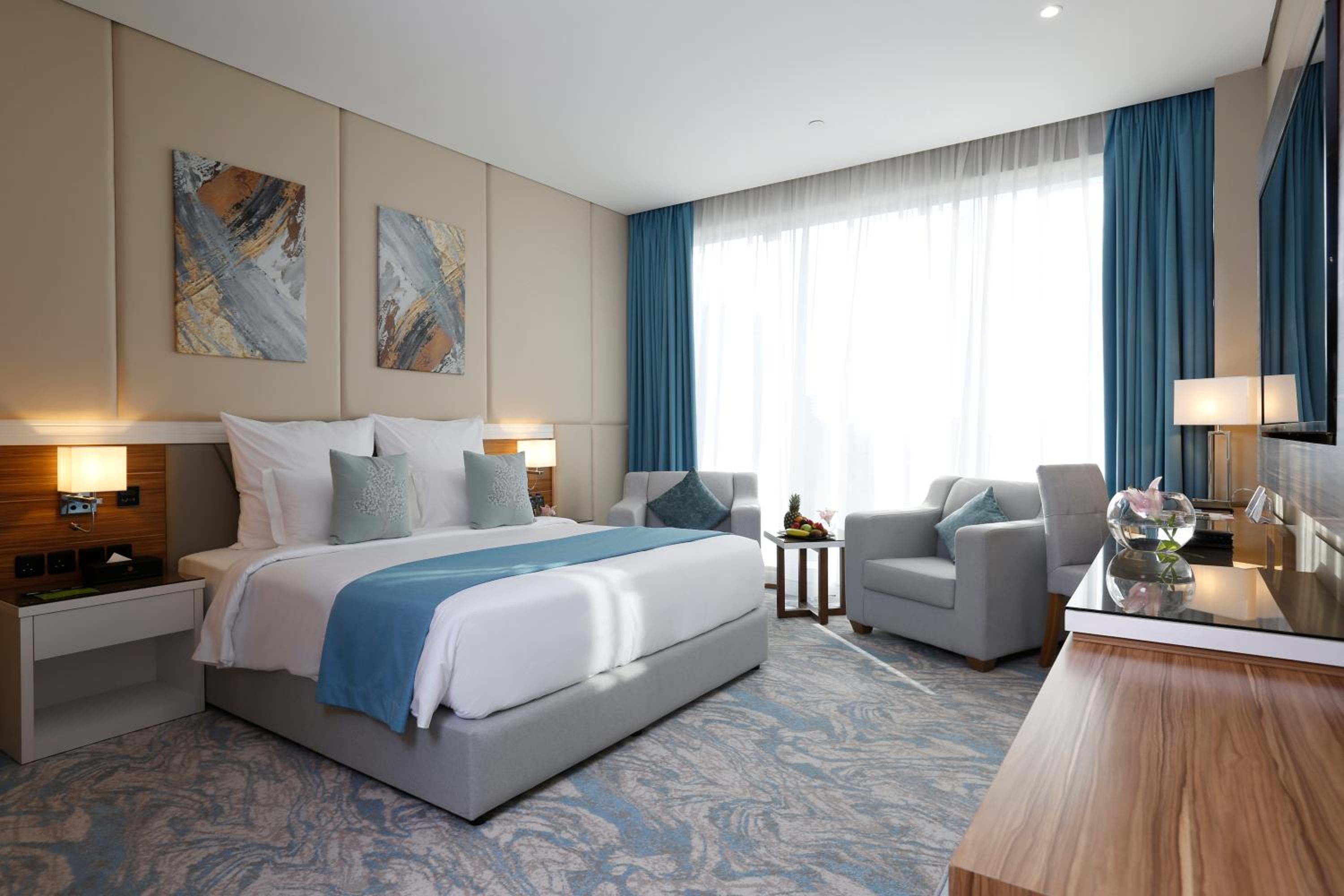 Superior, King Bed