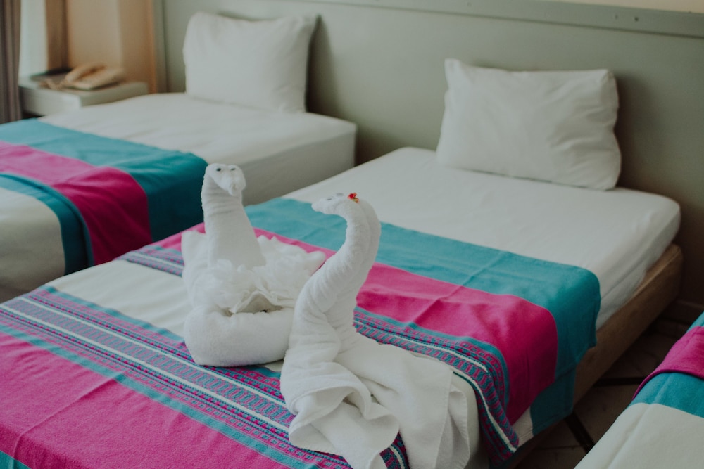 Hotel Ambassador Merida 23/72