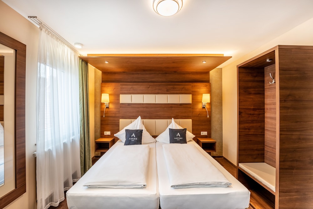 Aspire Castillio Reutlingen, Trademark Collection by Wyndham 32/64