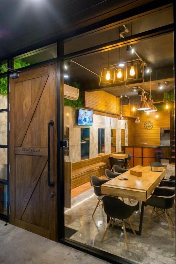 Comfy Bed Hostel - Adults Only 23/39