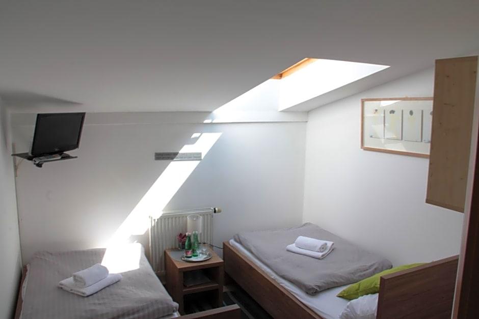 Hotel Orlan 18/50