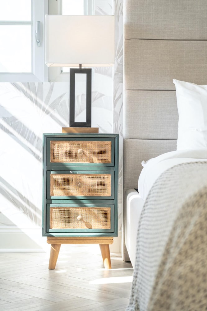 Luxuri Suites 26/50