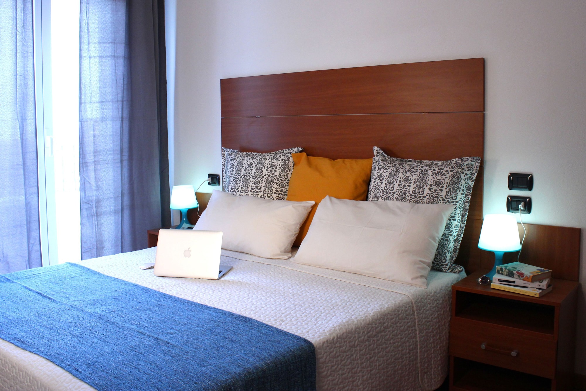 1 BEDROOM, APARTMENT, COURTYARD AREA