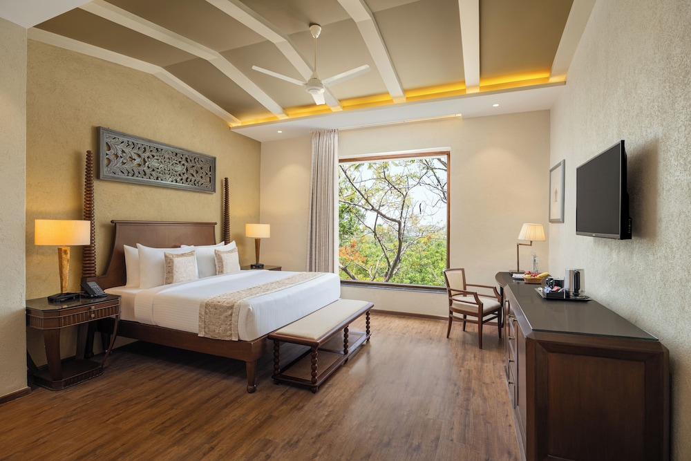 Essentia Luxury Resort & Spa Udaipur 23/61