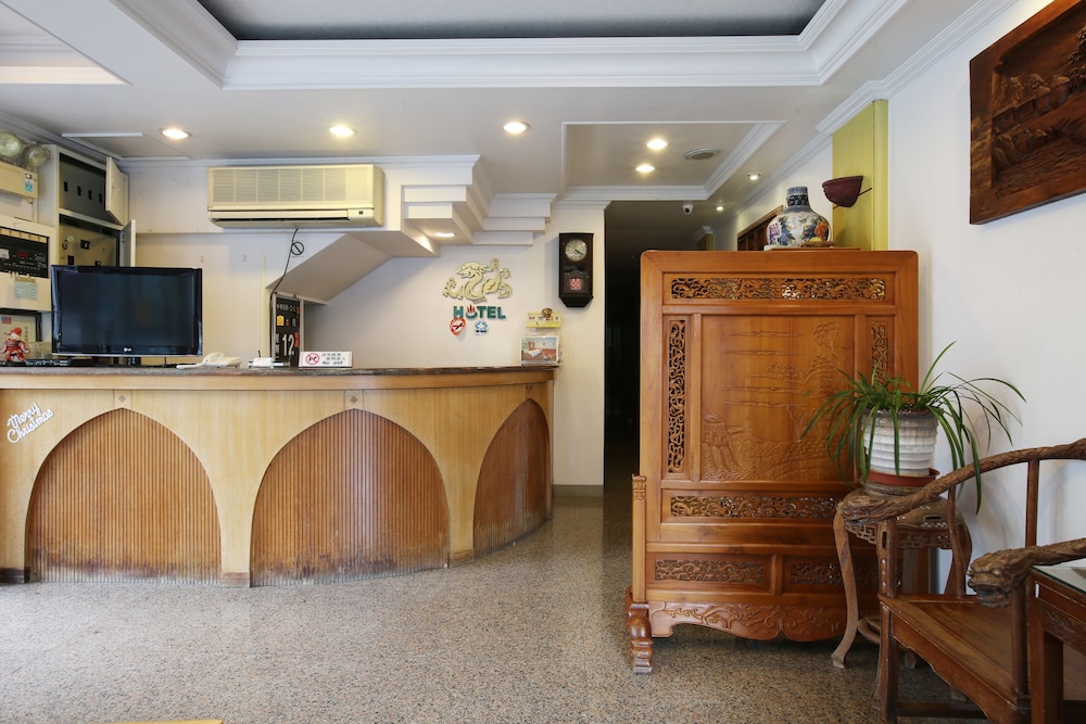 Long Shan Hotel 6/68
