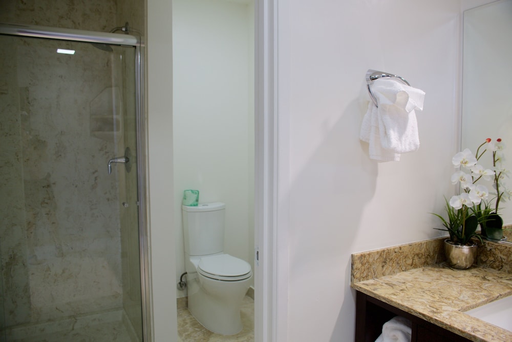 MUNRAS INN 12/58