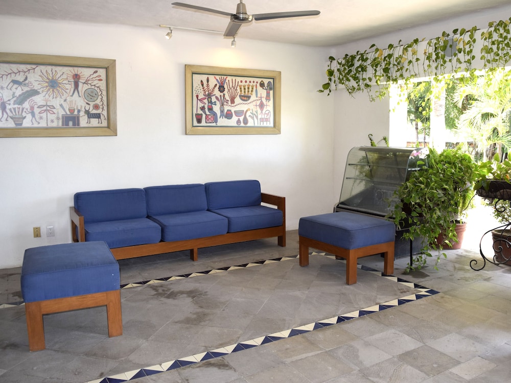 Puerto de Luna All Suites Hotel 41/63