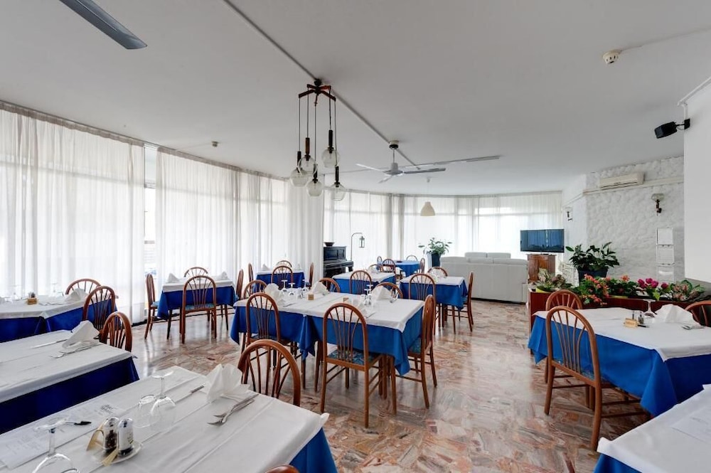 Hotel Helvetia 14/19