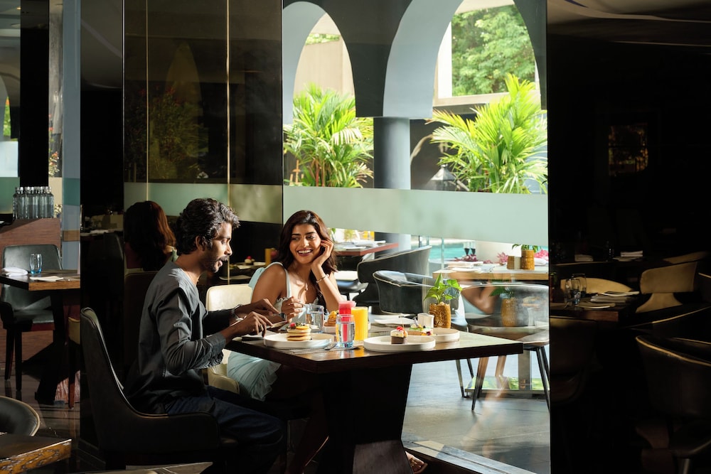 Radisson Blu Atria Bengaluru 51/76