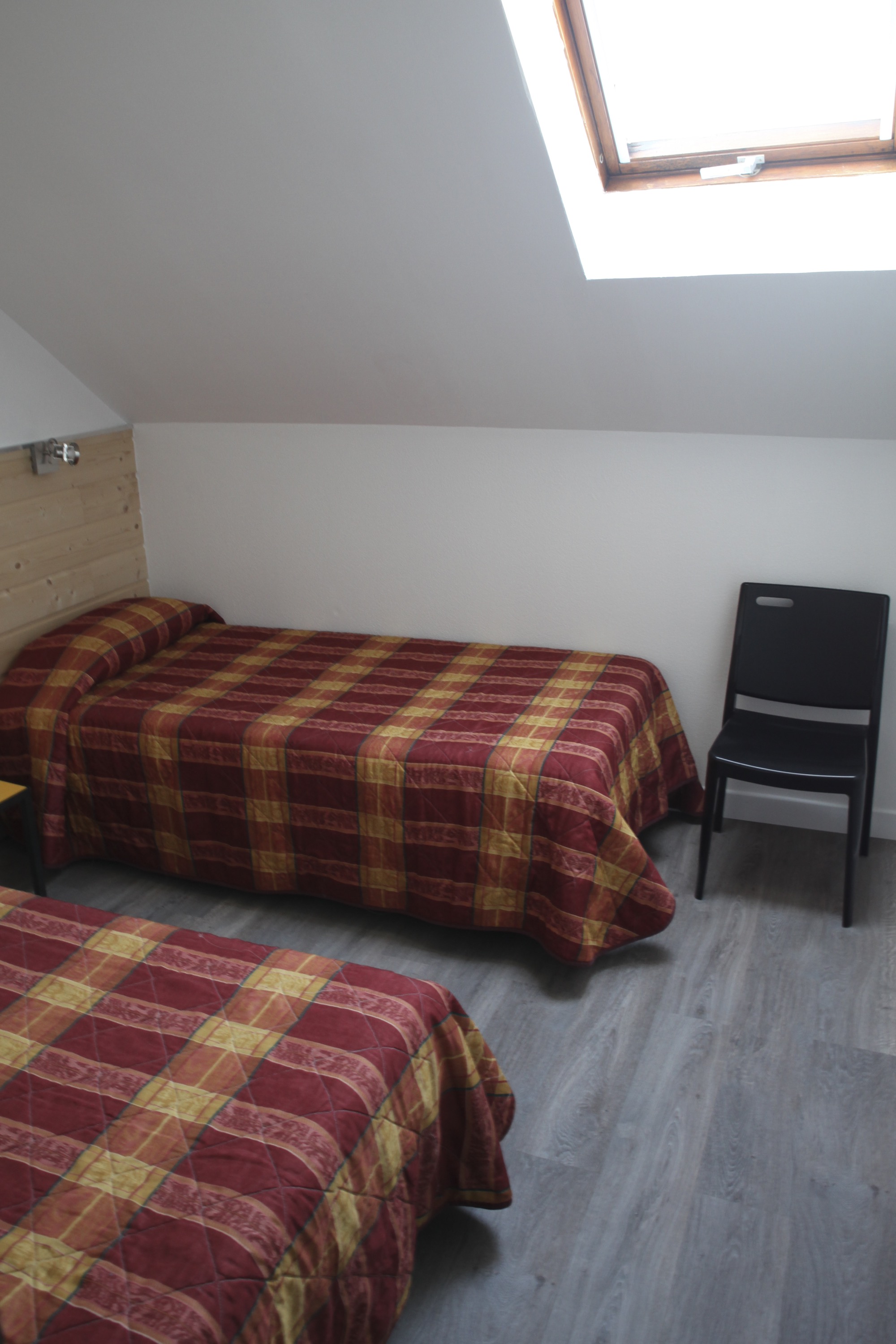 2 Bedrooms, Apartment
