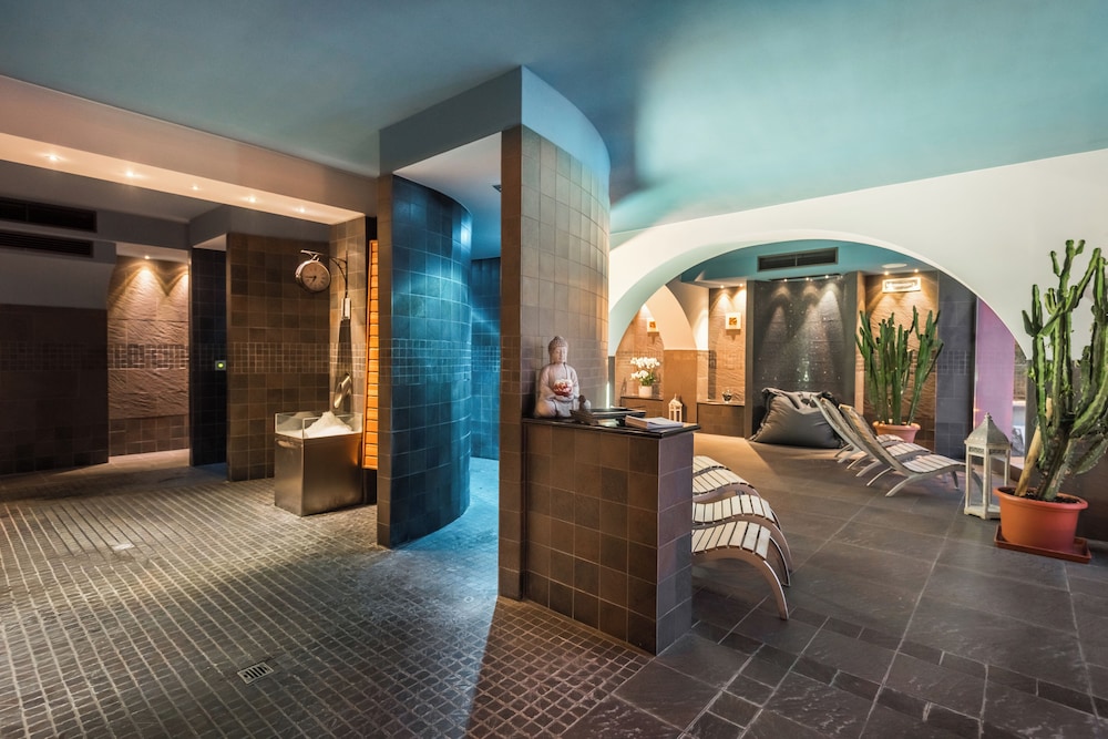 Park Hotel Argento 34/64