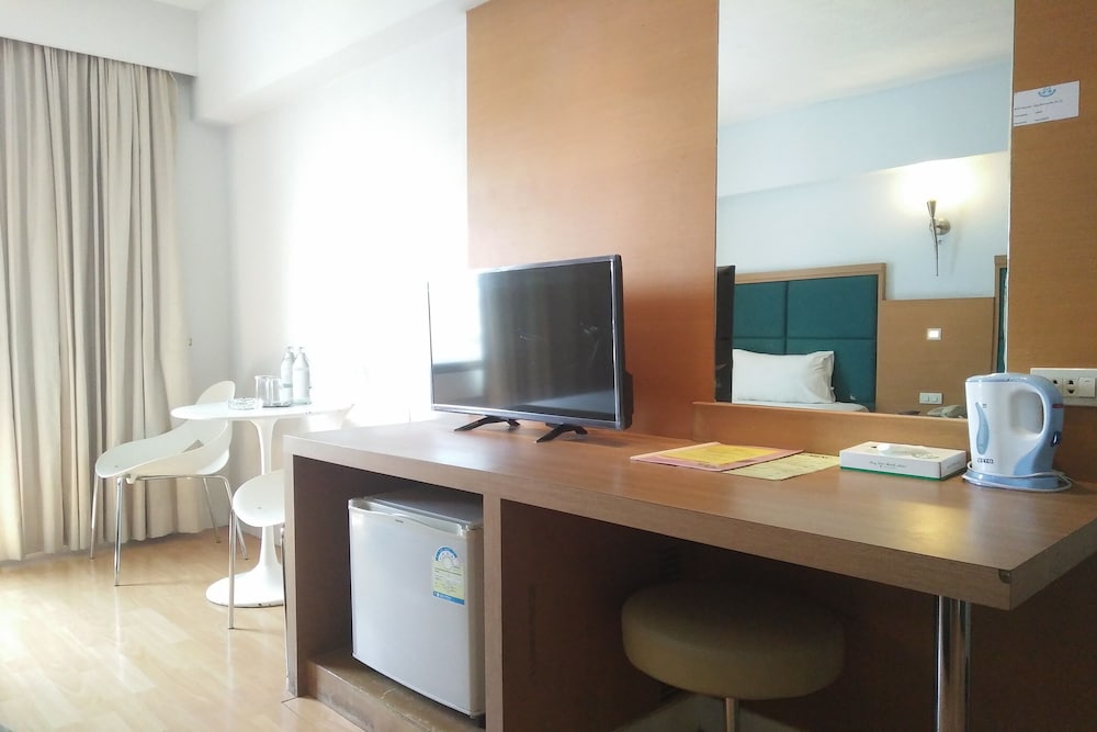 MAYFLOWER GRANDE HOTEL HAT YAI 30/37