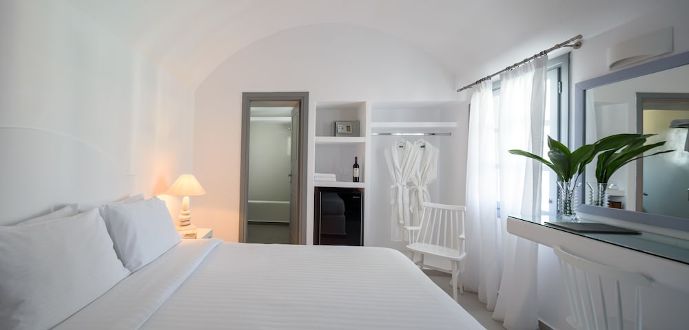 Maison De Lys Luxury Suites 15/72