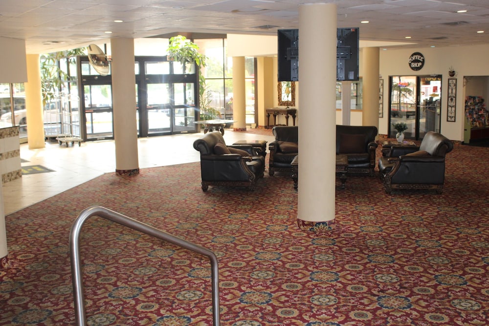 APM Inn and Suites 24/39