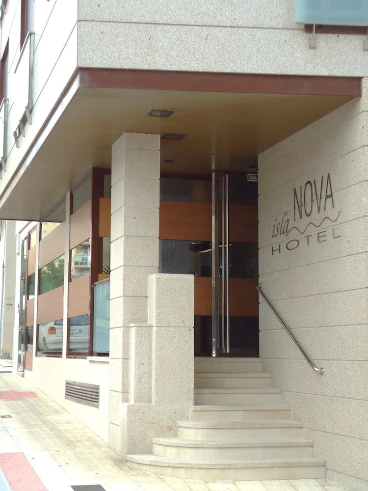 Isla Nova Hotel 2/56