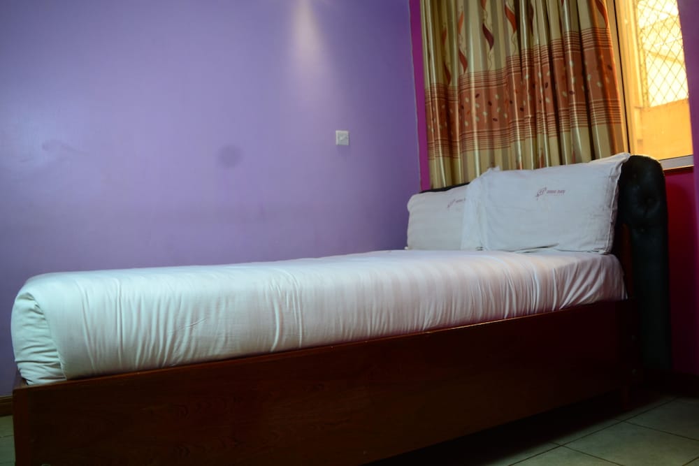 Aden Bay City Hotel 8/21