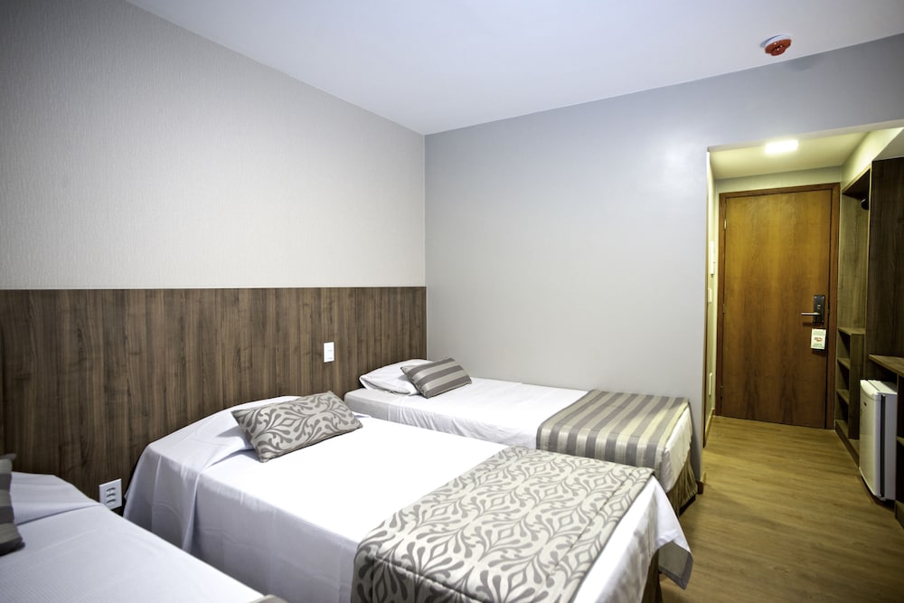 STANDARD, TRIPLE, 3 BEDS