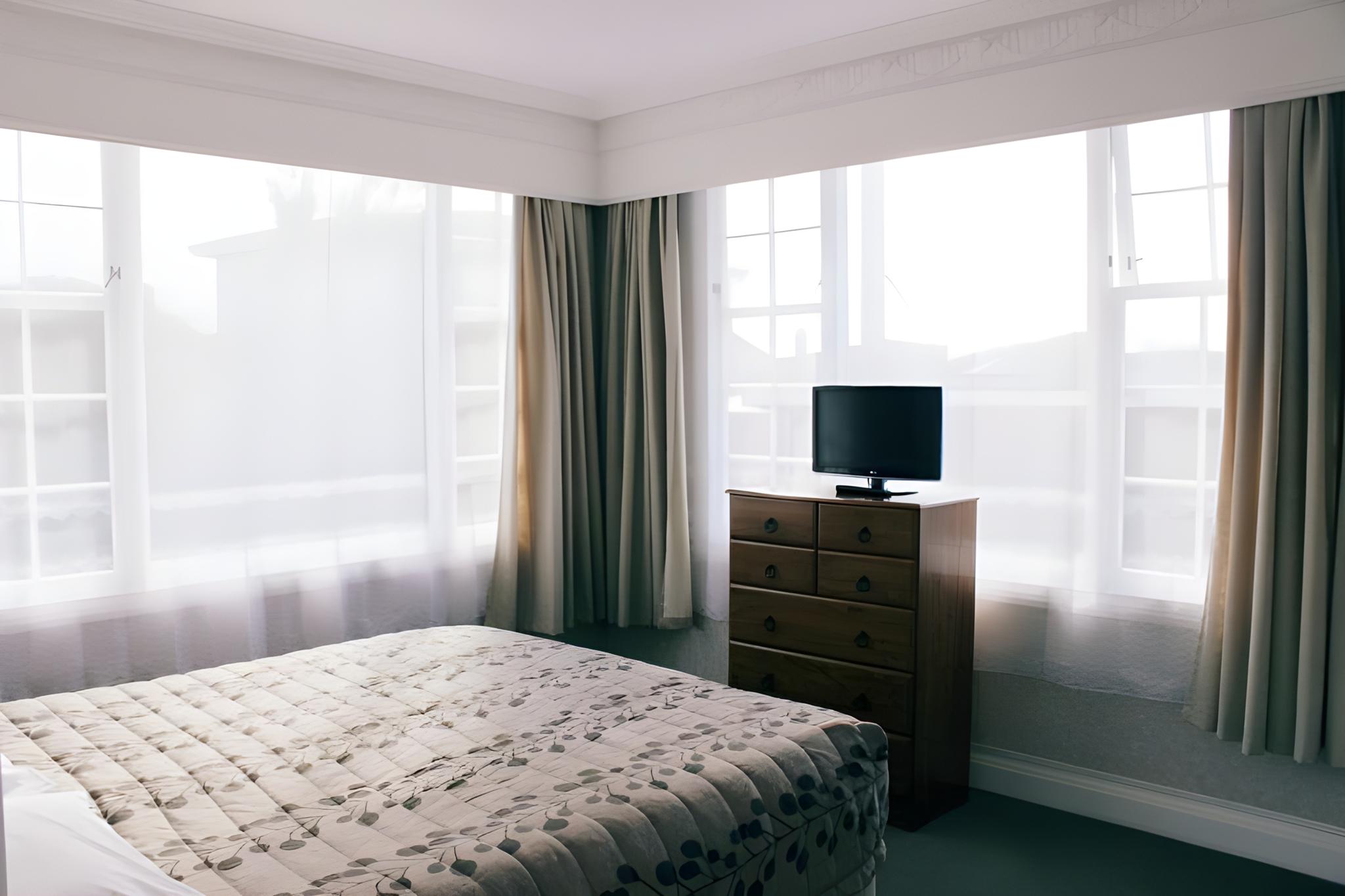 2 Bedrooms, Apartment
