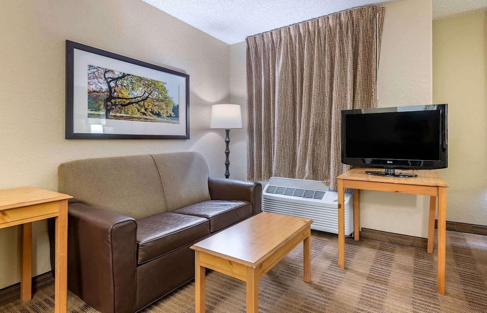 Extended Stay America Suites Orlando Altamonte Springs 39/58