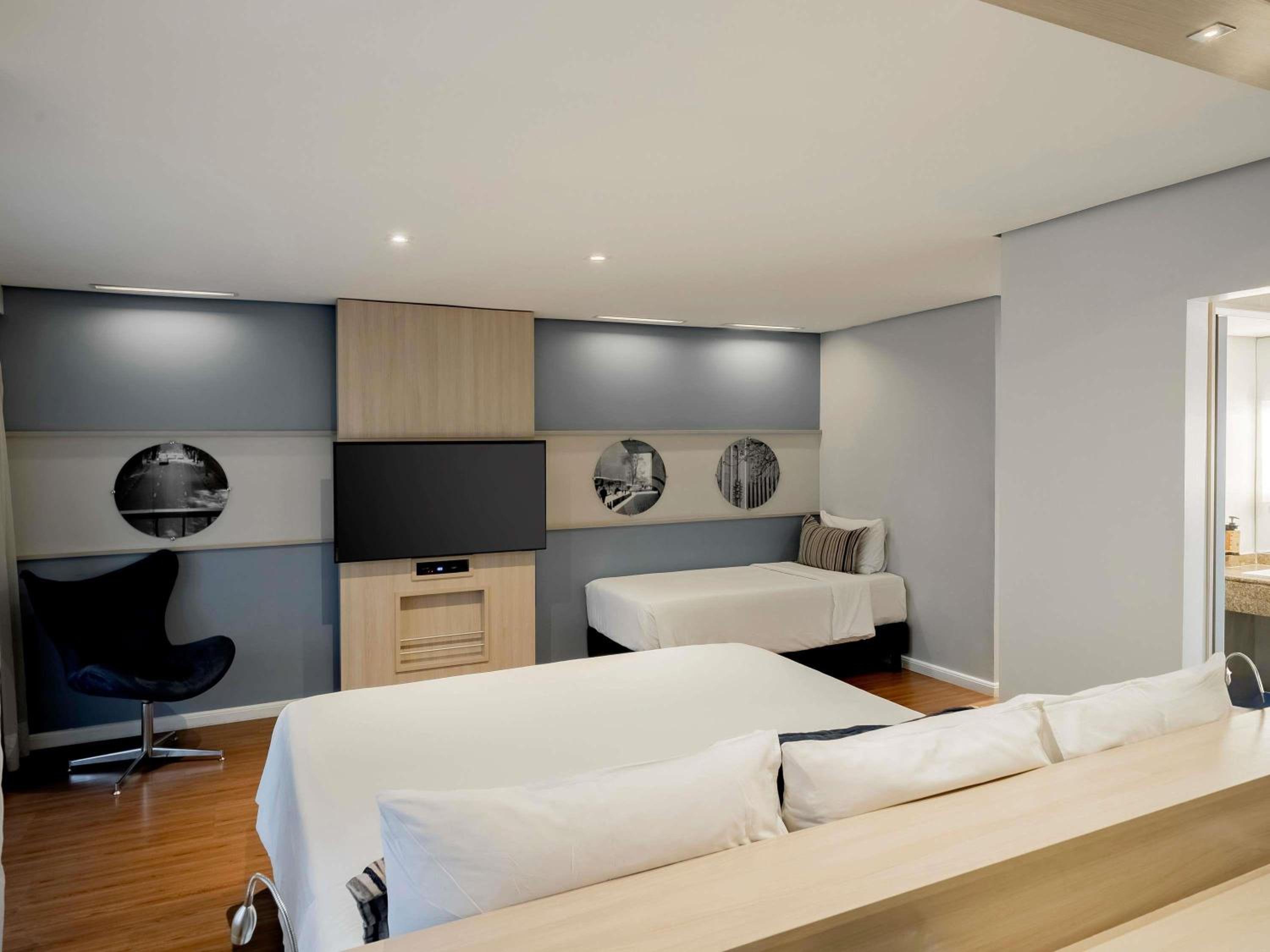 Superior, Single Bed, 1 King and 1 Single Beds, Mercure Sao Paulo Pamplona Hotel 2/10