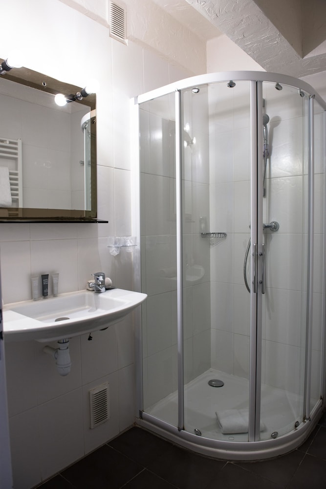 Exclusive Hotel Comte De Nice 48/50