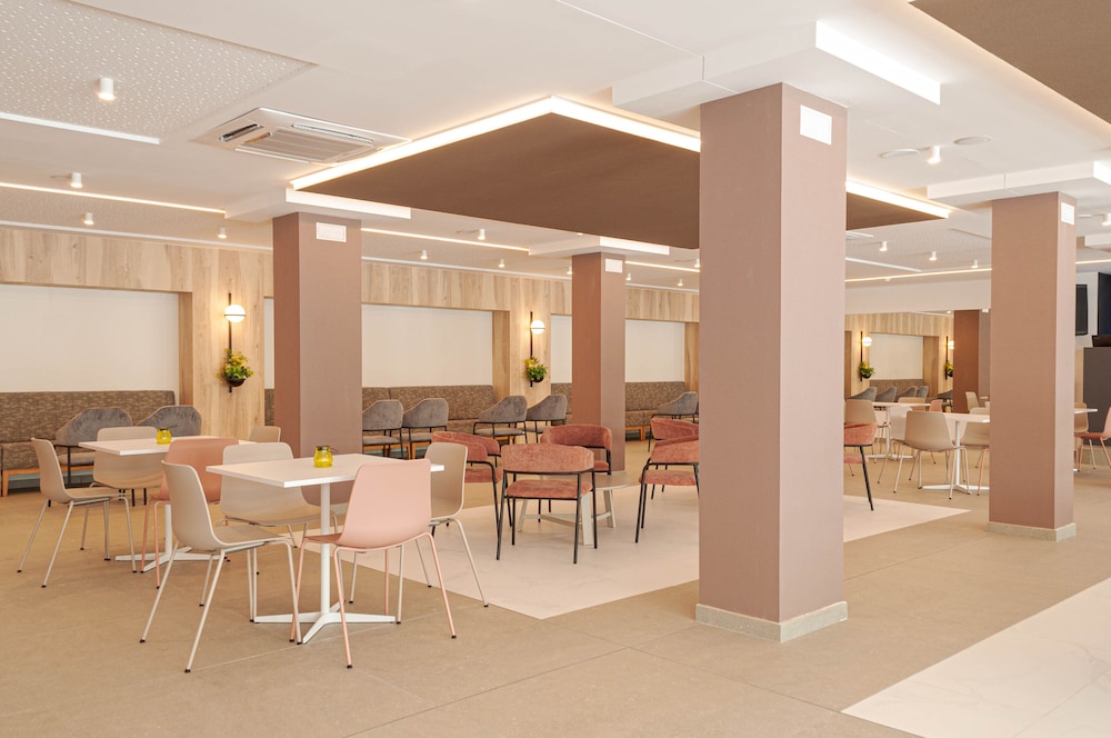 Prince Park Hotel 20/31