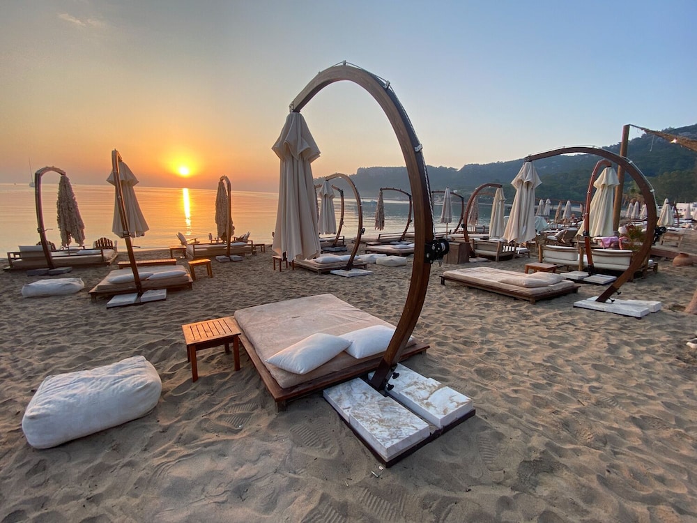 DOCS HOTEL KEMER 37/58