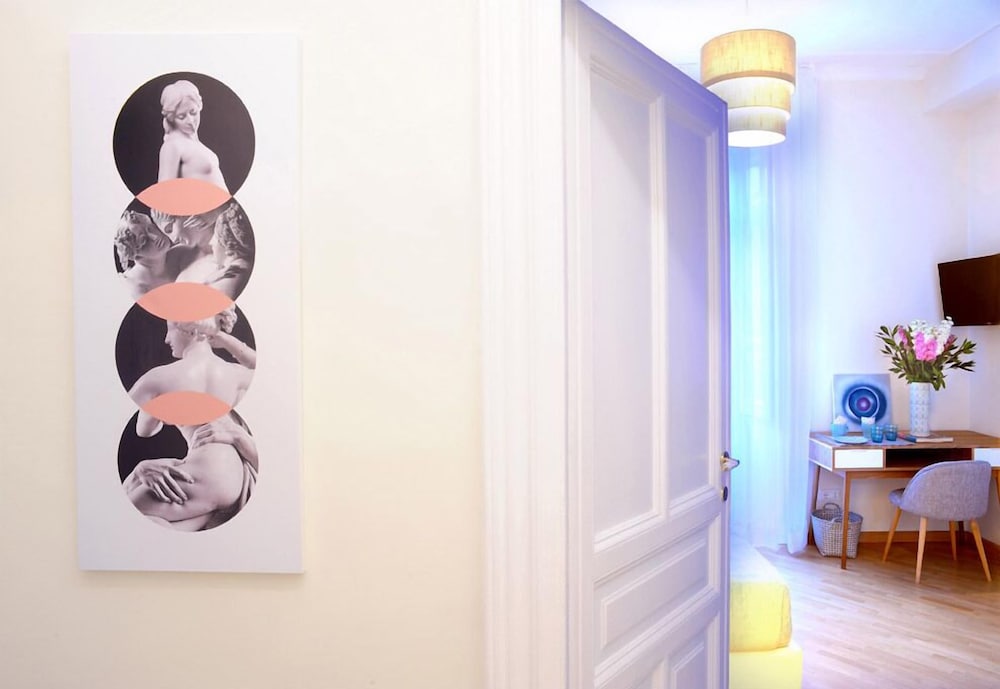 Al 7 Small Luxury Rooms 1/31