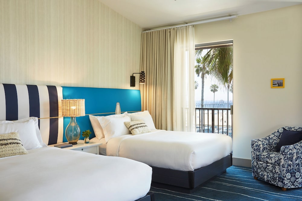 Premium, 2 Queen Beds, Ocean Front