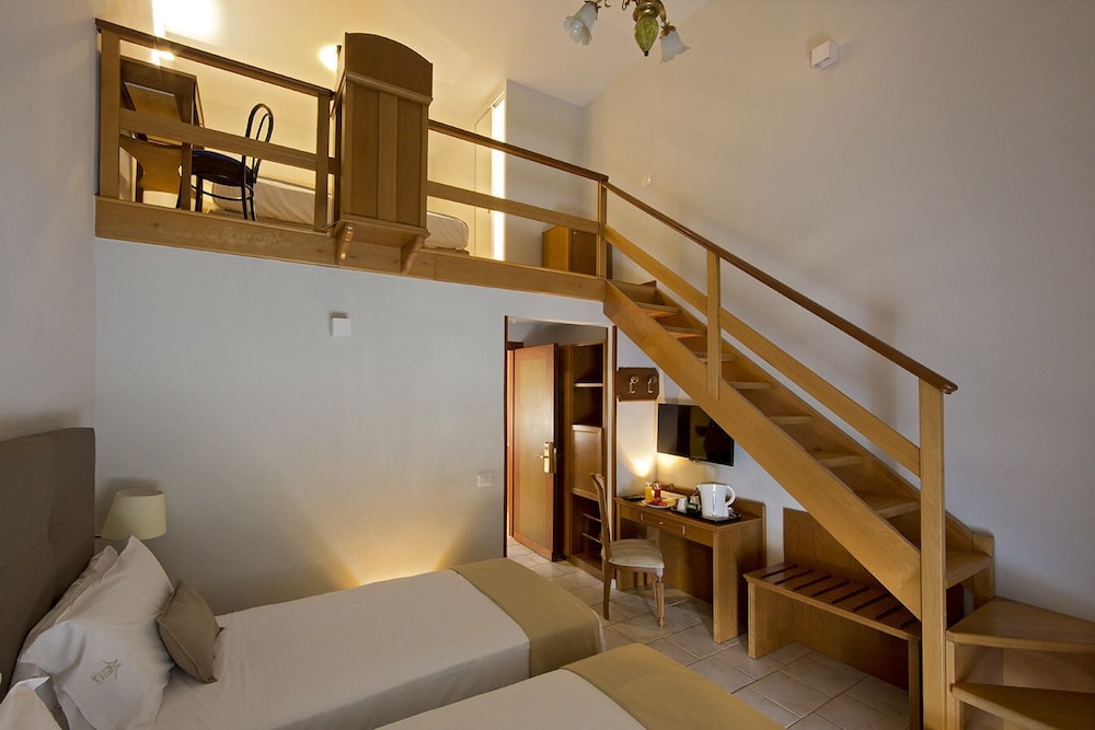 DUPLEX, SUPERIOR