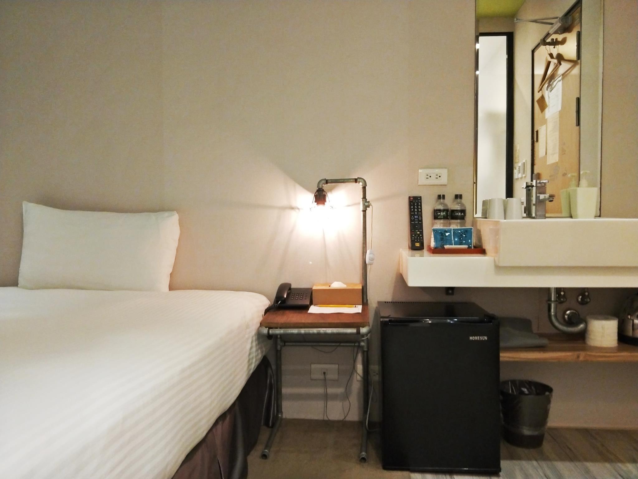 Room, Single, No Window