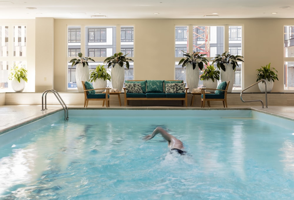 Seaport Hotel 25/46