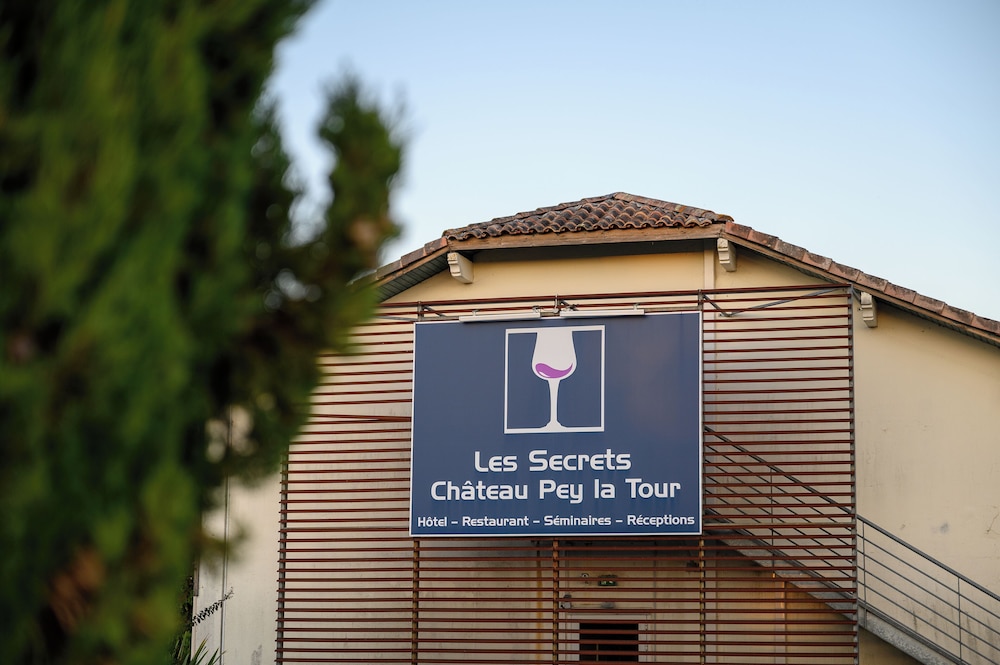 Les Secrets Chateau Pey La Tour 2/54