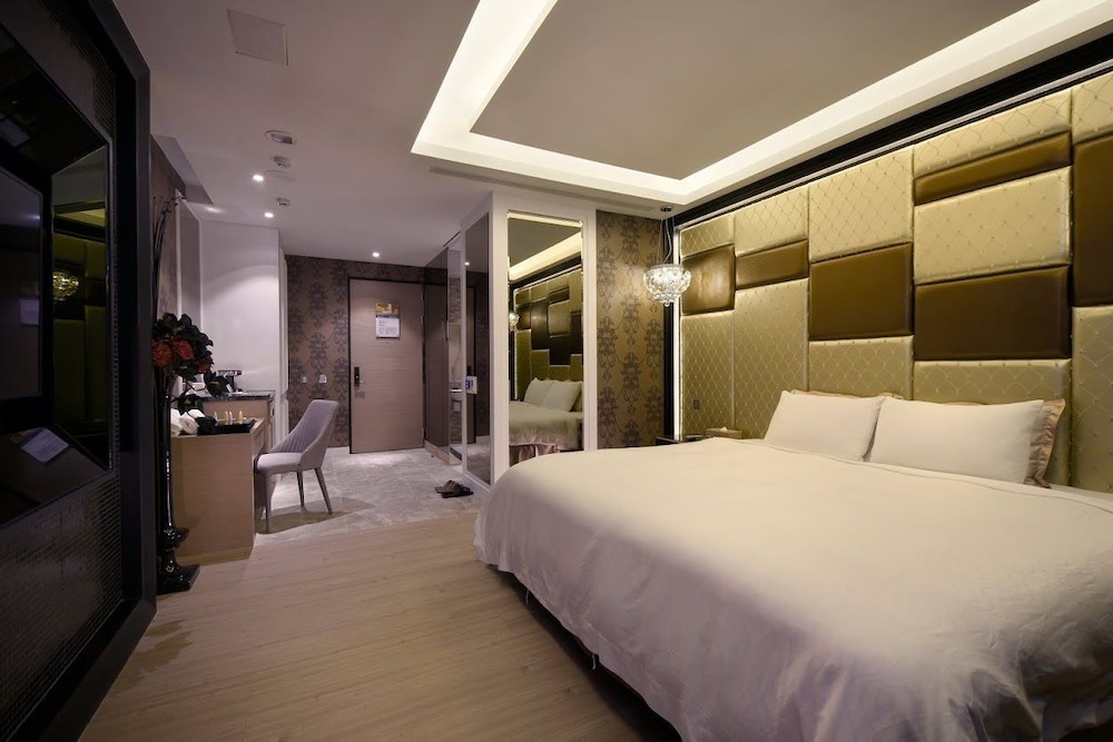 Uher Luxury Resort Hotel 9/50